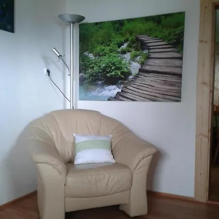 Freistehendes Ferienhaus In Idyllischer Lage *